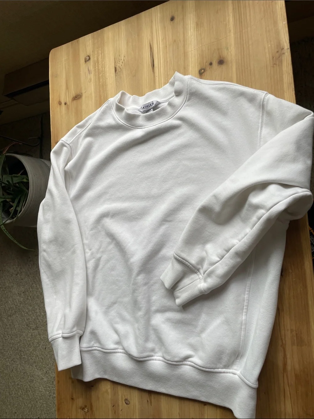 Athleta Slouchy Oversized White Crewneck Sweatshirt